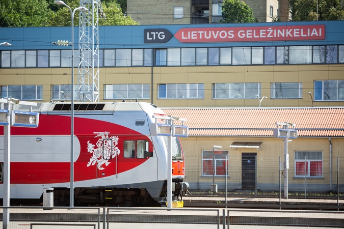 Mažėjant keleivių kelis traukinių maršrutus pakeistų vienas – Mažeikiai–Panevėžys