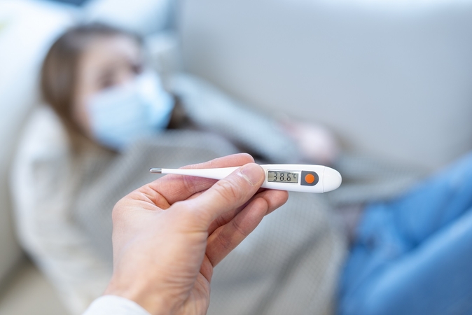 Beveik pusė naujų koronaviruso atvejų susiję su židiniais, septyni – įvežtiniai