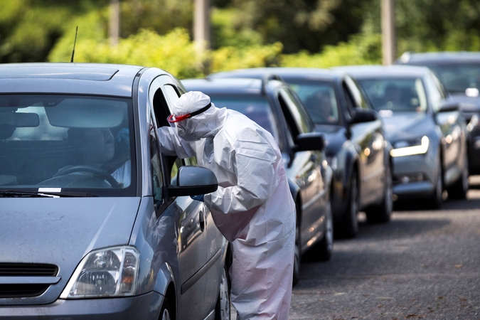 Latvijoje patvirtinti keturi nauji COVID-19 atvejai