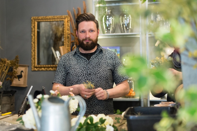 Floristas A. Plindinas ir jo gėlių teorija