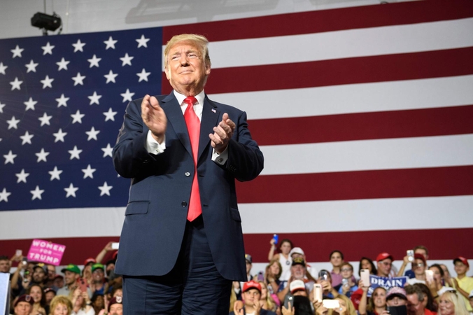 D. Trumpas įspėjo prekybos partnerius