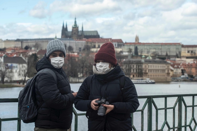 Čekija ir Ukraina dėl koronaviruso uždaro savo sienas