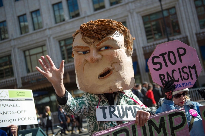 JAV kandidatai į prezidentus vienijasi prieš D. Trumpą