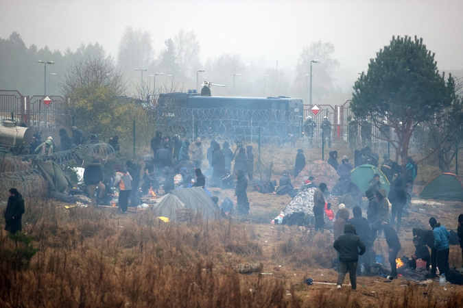 Kremlius sveikina ES ir Baltarusijos kontaktus dėl migrantų krizės