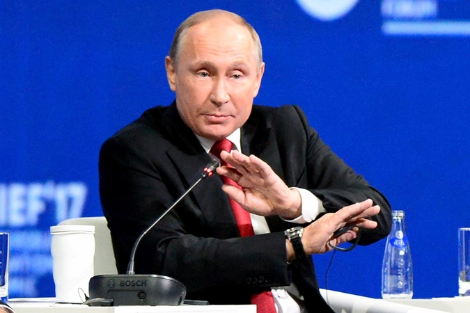 V. Putinas dar kartą paneigė, kad Rusija kišosi į JAV rinkimus