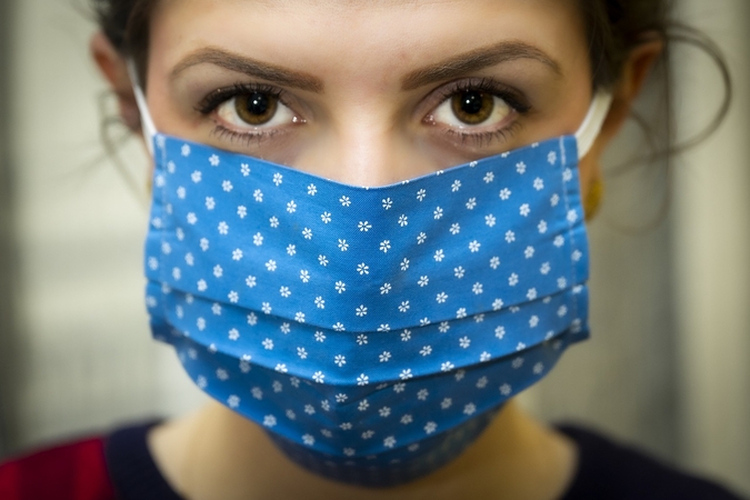 Gydytojas V. Morozovas: dėvėkime kaukes atsakingai