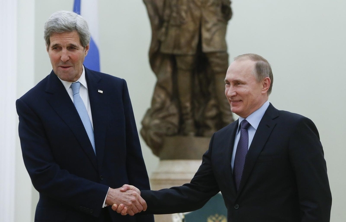 V. Putinas ir J. Kerry susitarė siekti taikos Sirijoje