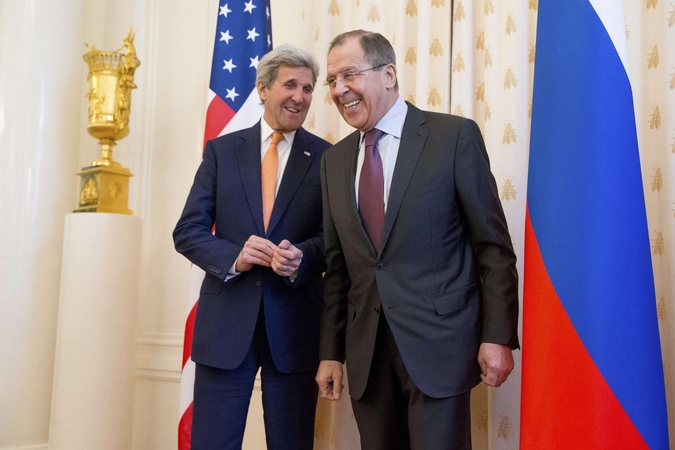 JAV ir Rusijos diplomatijos vadovai pradėjo derybas dėl Sirijos