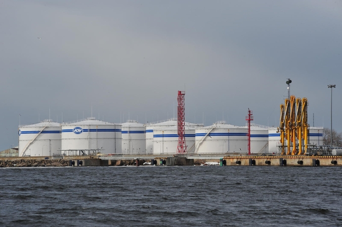 Premjeras: "Lietuvos energija" ir "Klaipėdos nafta" gali padėti pienininkams