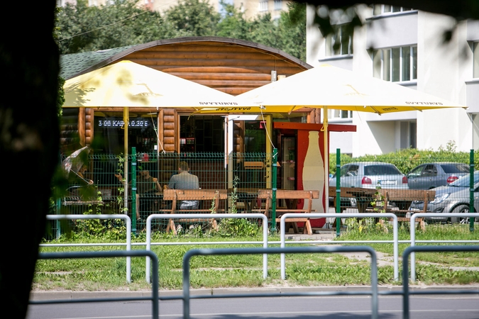 Naktinėse girdyklose liejasi alkoholis ir kraujas