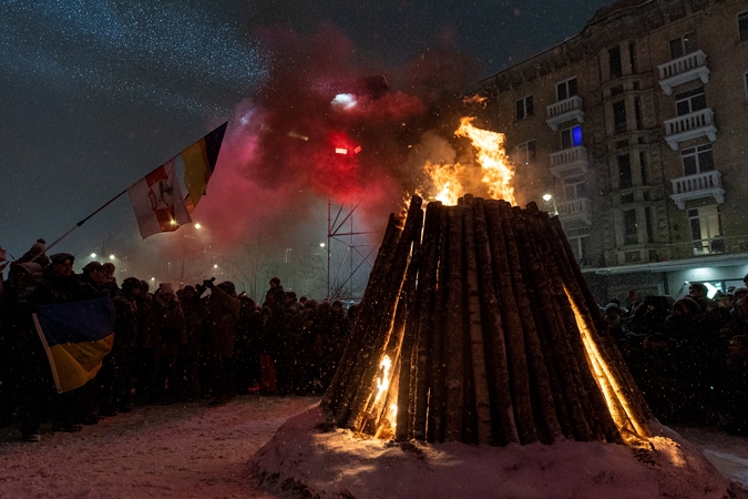 Atminimo laužų uždegimo ceremonija Nepriklausomybės aikštėje