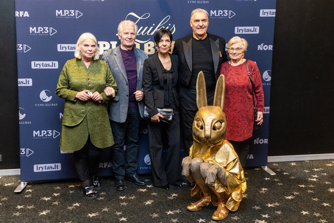 „Anties“ roko operos „Zuikis Pleibojus“ uždara peržiūra