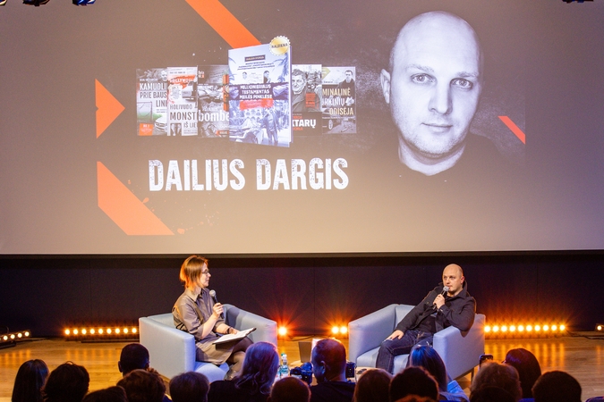 Susitikimas su kriminalinių knygų autoriumi D. Dargiu