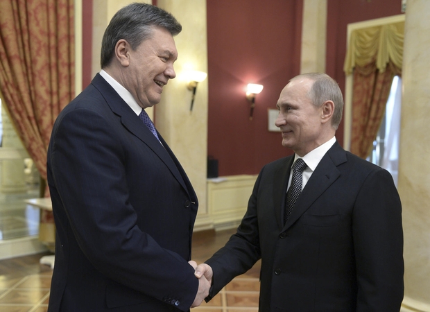 V. Janukovyčius prašo V. Putino prieš Ukrainą panaudoti kariuomenę 