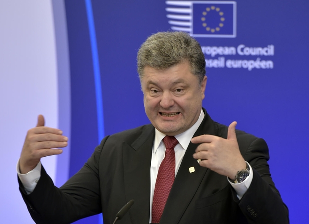 P. Porošenka: Minsko susitarimą įgyvendinti bus sunku