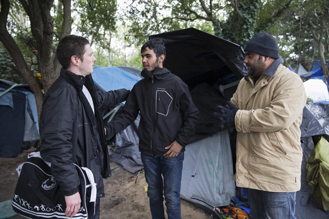 ES migracijos reikalų komisaras perspėja apie pabėgėlių paskirstymo merdėjimą