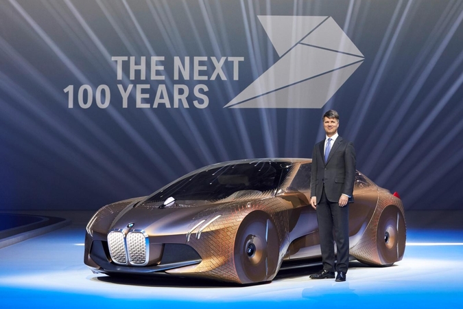 BMW koncernas pristatė futuristinį automobilį