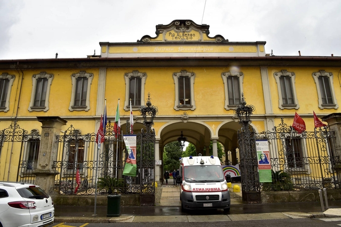 Italijoje užsikrėtusiųjų koronavirusu skaičius viršijo 180 tūkstančių