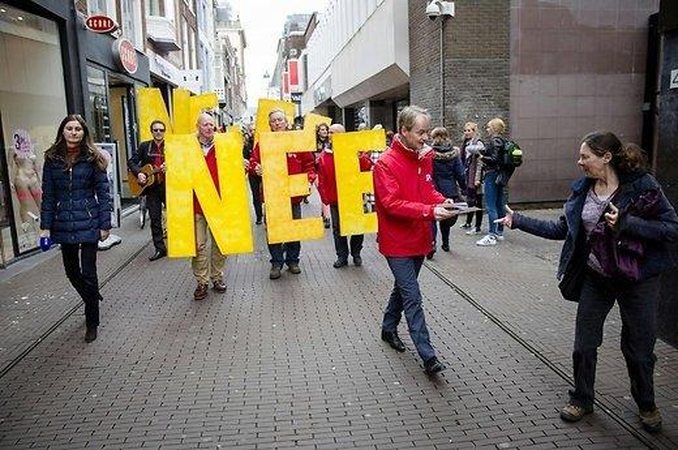 Paskelbti galutiniai Nyderlanduose surengto referendumo rezultatai