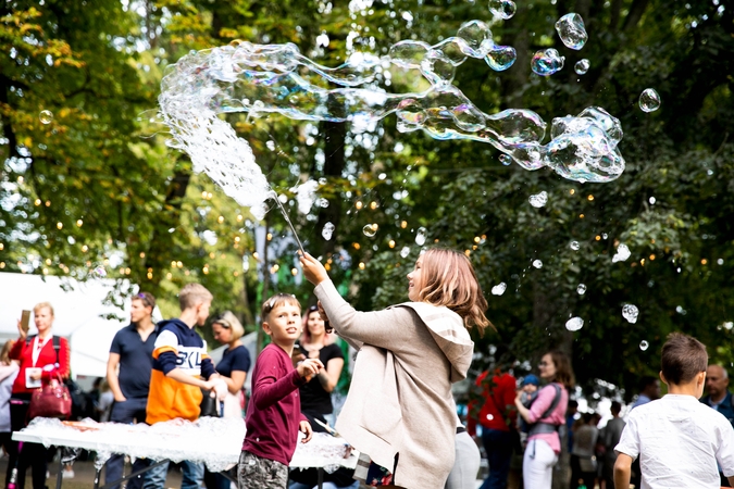 Diskusijų festivalis „Būtent!” perkeliamas į 2021-uosius