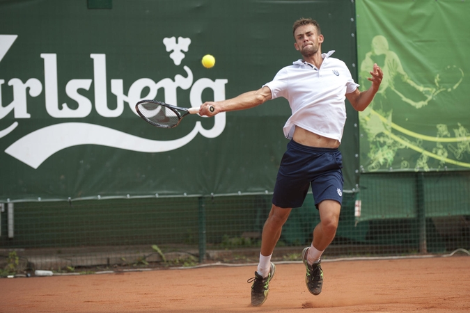 L. Grigelis ITF serijos teniso turnyre Austrijoje pralaimėjo vienetų varžybų pirmajame rate