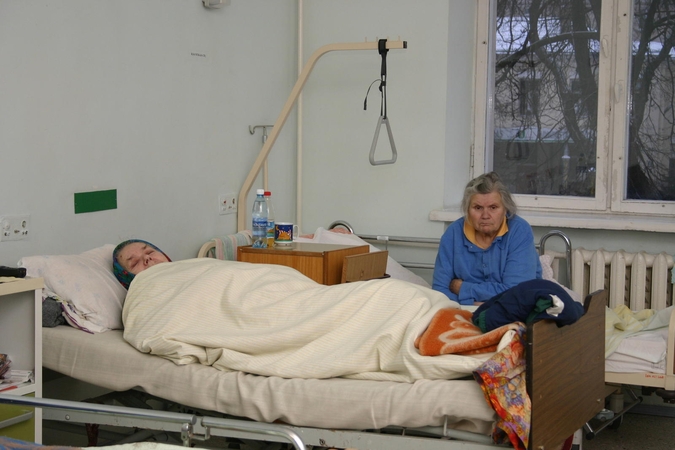 Vyriausybė – prieš slaugos trukmės ilginimą