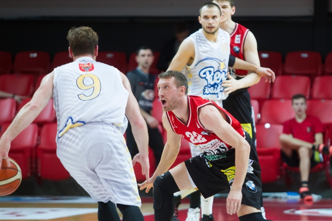 "Lietuvos ryto" krepšininkai neturėjo vargo su "Pieno žvaigždėmis"