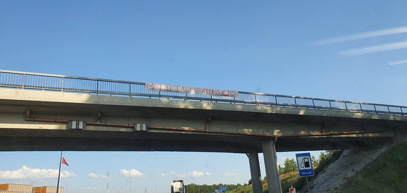 Kas panoro atsiprašyti?