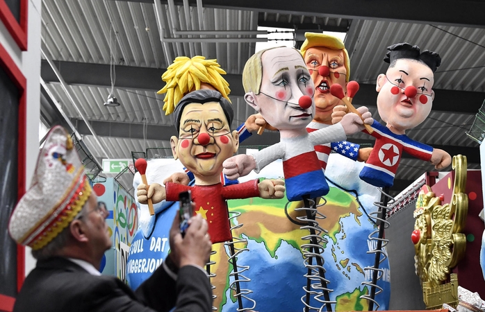 Vokietijoje vyksiančio karnavalo dalyviai pasijuoks iš pasaulio lyderių