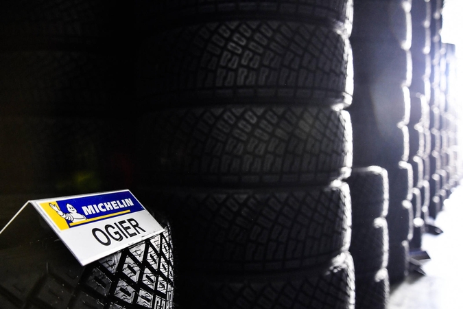 Italijos šiaurėje atnaujino darbą „Michelin“ gamykla