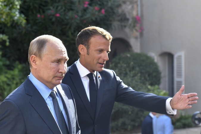 Vladimiras Putinas ir Emmanuelis Macronas
