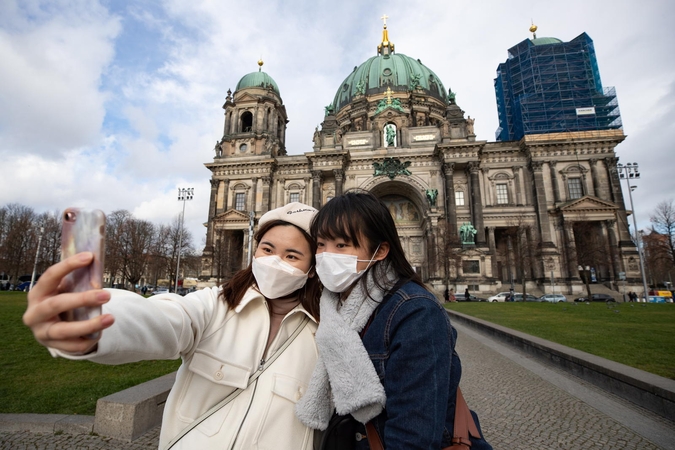 Vokietijoje nustatyta daugiau kaip 3,3 tūkstančio užsikrėtimo koronavirusu atvejų