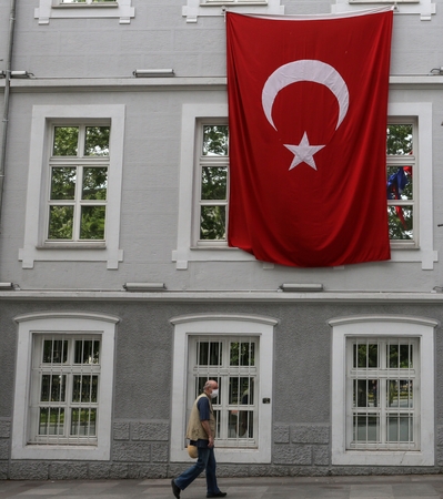 Turkijoje per parą nustatyta daugiau kaip tūkstantis užsikrėtimo koronavirusu atvejų