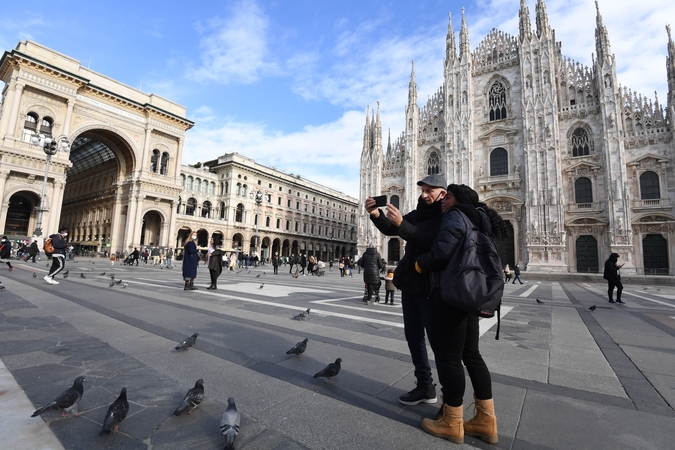 Italijoje nustatyta daugiau kaip 14 tūkst. naujų koronaviruso atvejų, mirė 492 infekuotieji