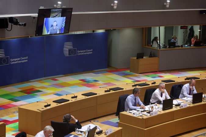 V. Zelenskis ragina ES baigti barnius ir plėsti sankcijas Maskvai 