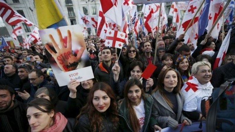 Gruzijoje – vienas iš didžiausių pastarųjų metų mitingų