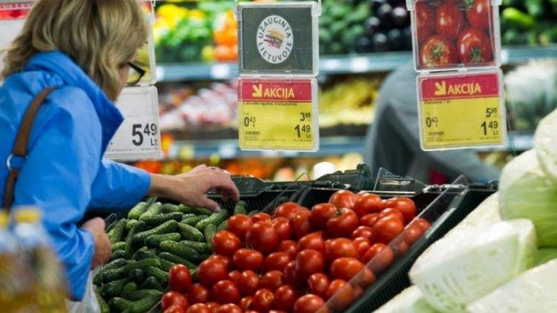 Įvardino, kiek dėl karščio gali brangti daržovės