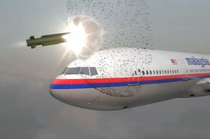 MH17 lėktuvo katastrofos zonoje rastas „Buk“ raketos fragmentas