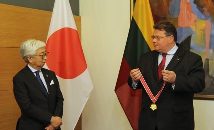 Japonijos ir Lietuvos draugystės asociacijos pirmininkui – URM garbės ženklas