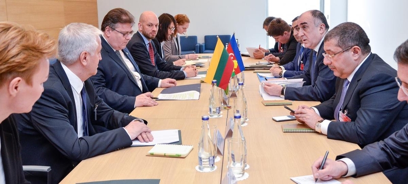 Lietuva ir Azerbaidžanas ieško sąlyčio taškų transporto srityje
