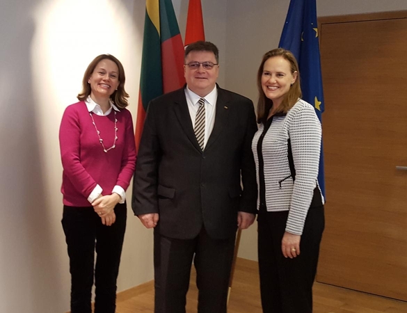 Julie Smith, Linas Linkevičius ir Michele Flournoy