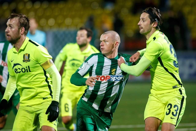 „Žalgiris“ laimėjo sostinės regiono derbį ir lieka kovoje dėl aukso