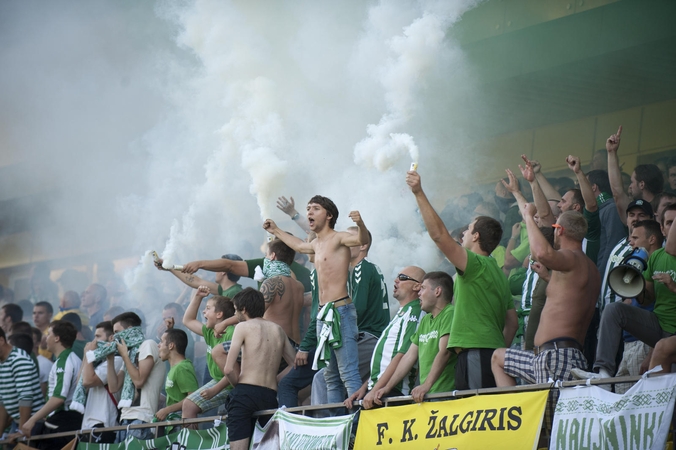 Lietuvos futbolo čempionas į autsaiderio vartus Alytuje įmušė aštuonis įvarčius