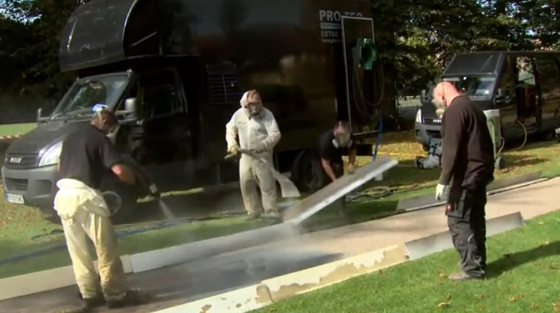 Šviečiantis kelias – jau realybė (originalus būdas apšviesti parkus)