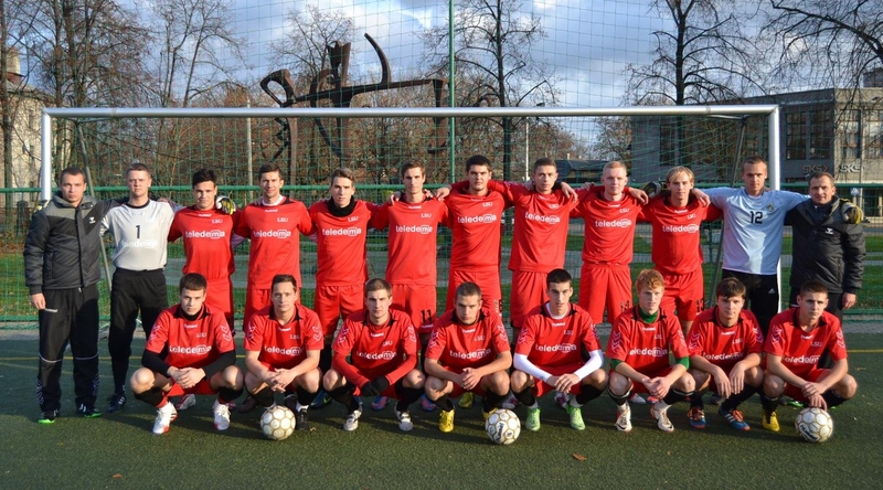 LSU futbolininkai – studentų lygos vicečempionai