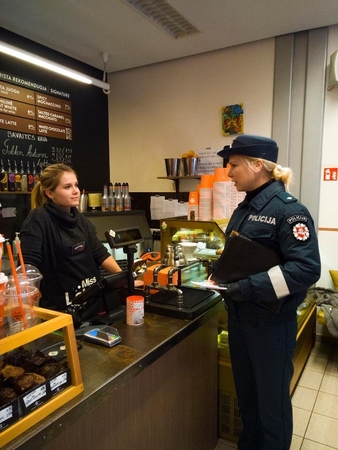 Nusitaikė į piktavališkus benamius