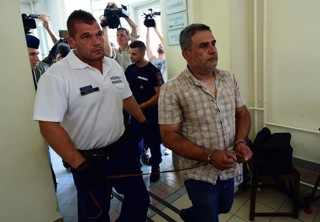 Migrantų tragedijos kaltininkai stojo prieš teismą
