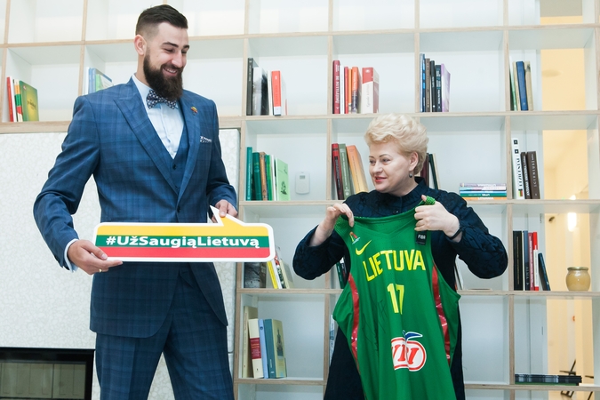 J. Valančiūnui – „Už saugią Lietuvą“ ambasadoriaus ženklelis