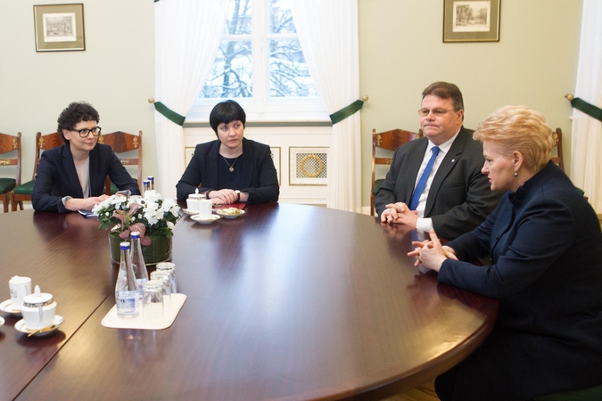 Vaikus užsienyje auginantiems lietuviams – raginimas laikytis įstatymų