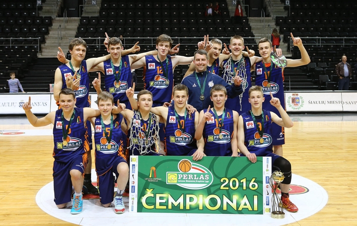 Kauno „Perkūno“ vaikinų komanda triumfavo Moksleivių krepšinio lygoje